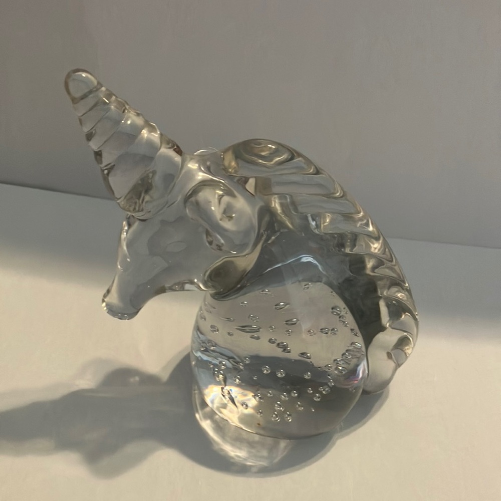 Elegant Glass‎ Unicorn Sculpture Paperweight